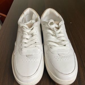 MadeWell Court Sneakers in White Leather Size 9
